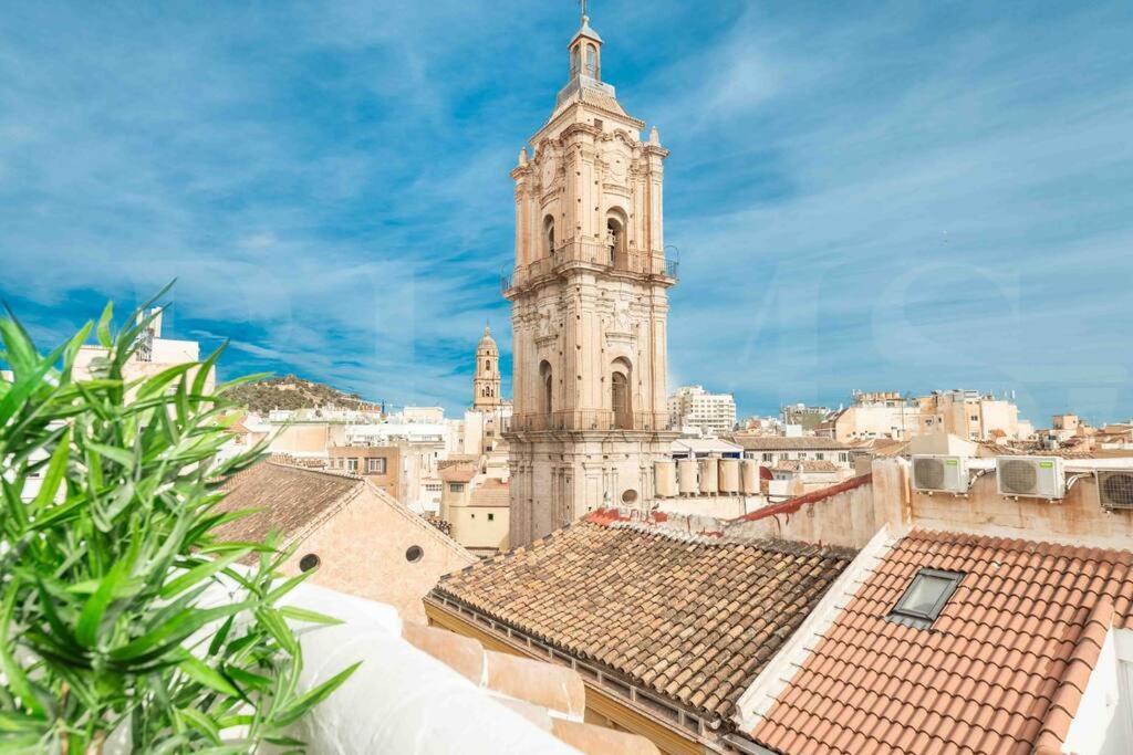 Private Terrace, Barbecue & Cathedral View By Rems Appartement Málaga Buitenkant foto